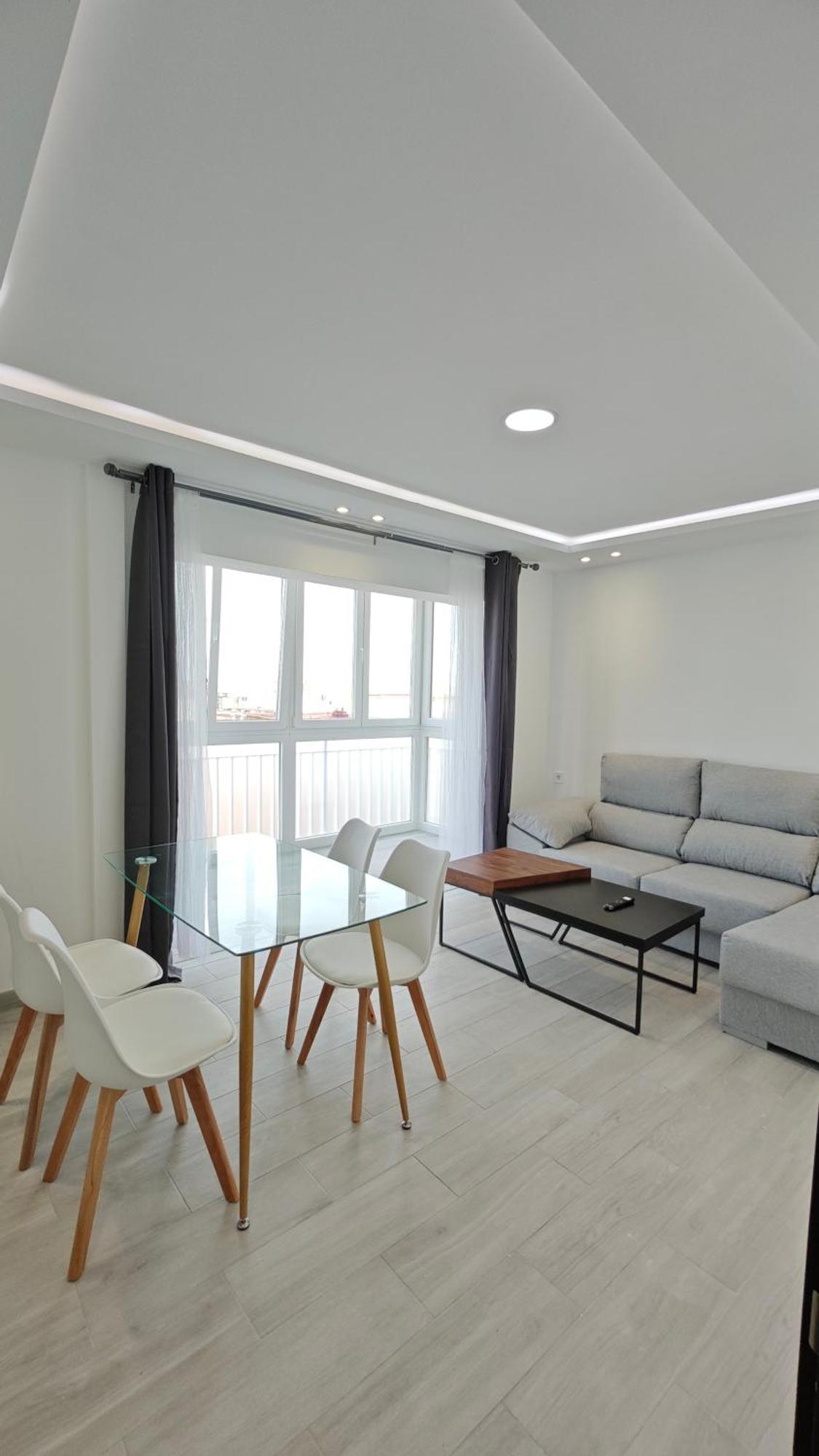 Vialia Playa Apartment Малага Екстериор снимка