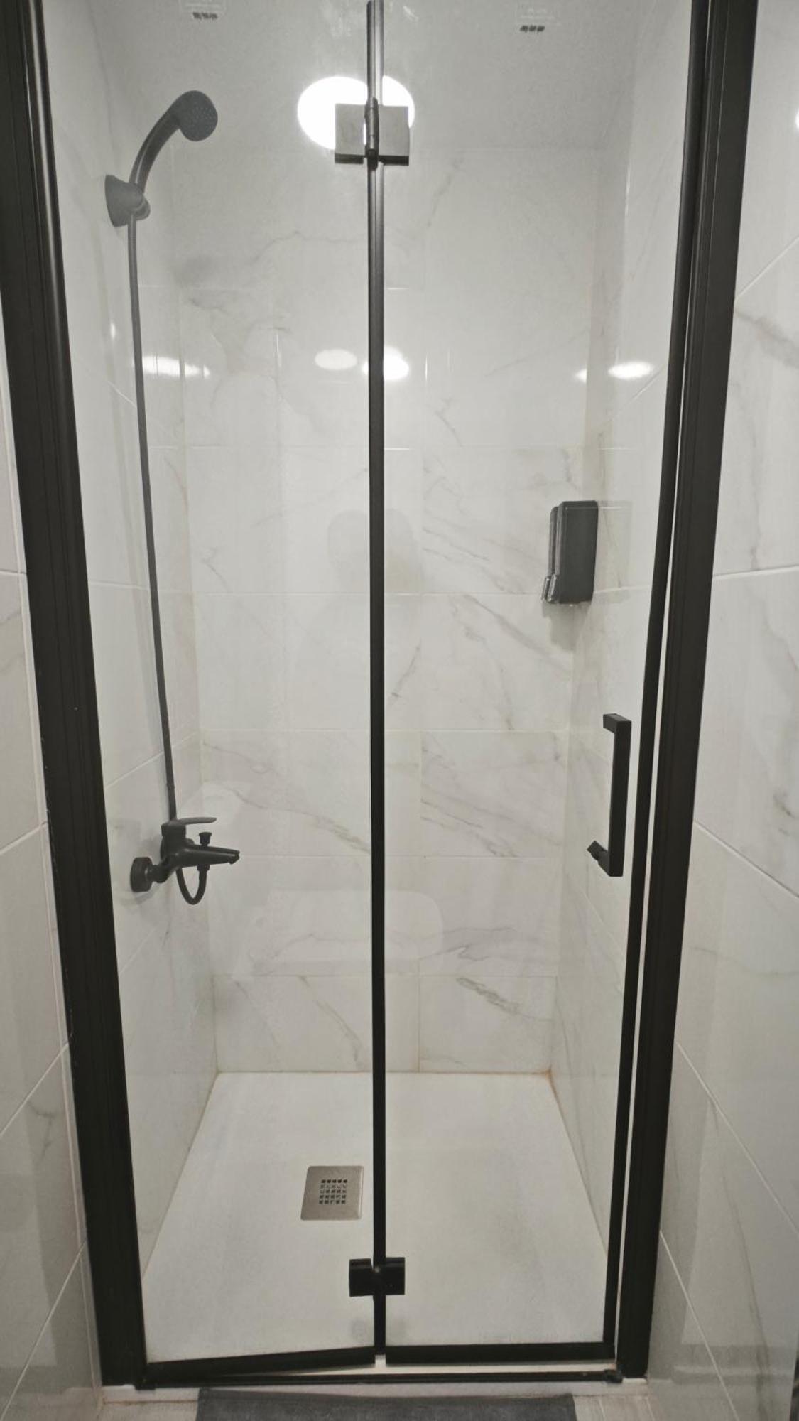 Vialia Playa Apartment Малага Екстериор снимка