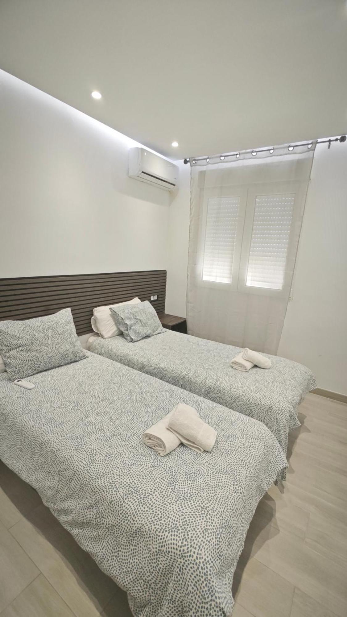 Vialia Playa Apartment Малага Екстериор снимка