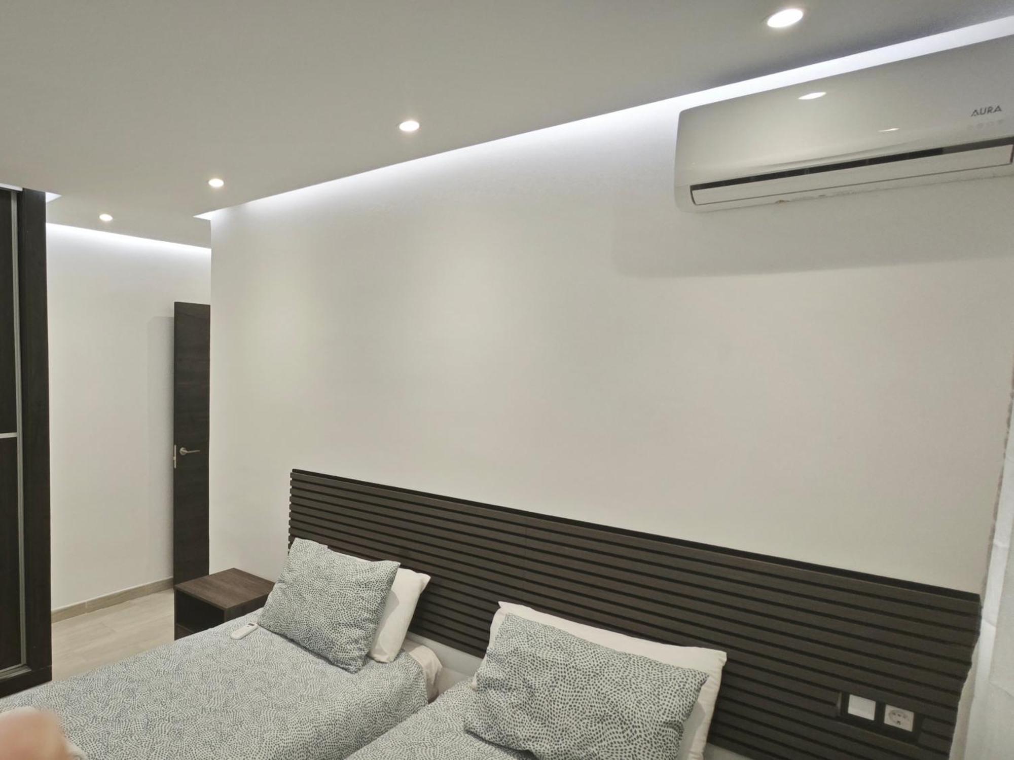 Vialia Playa Apartment Малага Екстериор снимка